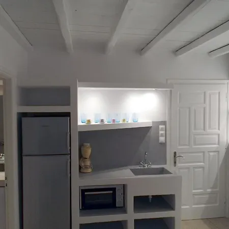 Σπίτι διακοπών Lovely Studio On The Best Beach With Privet Garden Άγιος Ρομανός